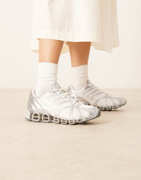 Zapatillas de deporte plateadas Mega Ghostride de adidas Originals - view 1