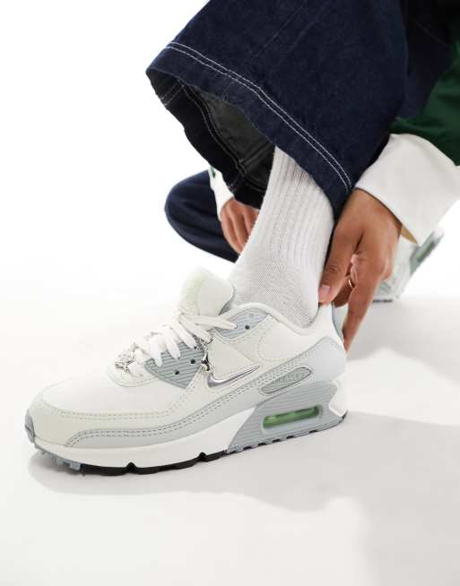 Zapatillas de deporte plateadas y blanco hueso Air Max 90 NN de Nike