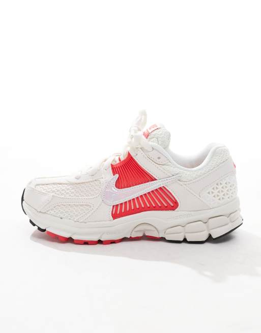 Zapatillas de deporte rojas Zoom Vomero 5 de Nike ASOS