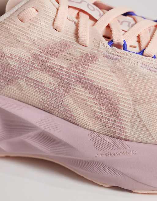 Zapatillas de deporte rosa perla y morganita para correr Novablast 5 de Asics, 2 de 5