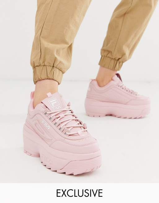 Cuerpo Flecha Más grande Zapatillas de deporte rosas con cuña y plataforma Disruptor II exclusivas  en ASOS de Fila | ASOS