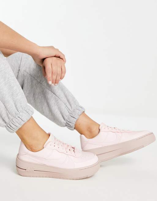 Zapatillas de deporte rosas con plataforma Air Force 1 de Nike