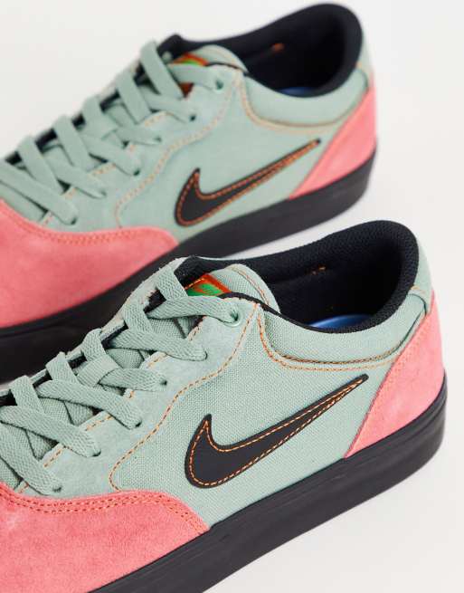 voltaje pianista princesa Zapatillas de deporte rosas y verdes con diseño color block Chron 2 de Nike  SB | ASOS