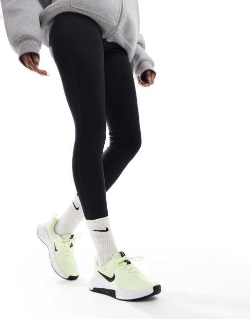 Zapatillas de deporte verde lima y blancas MC 3 de Nike Training, 5 de 5