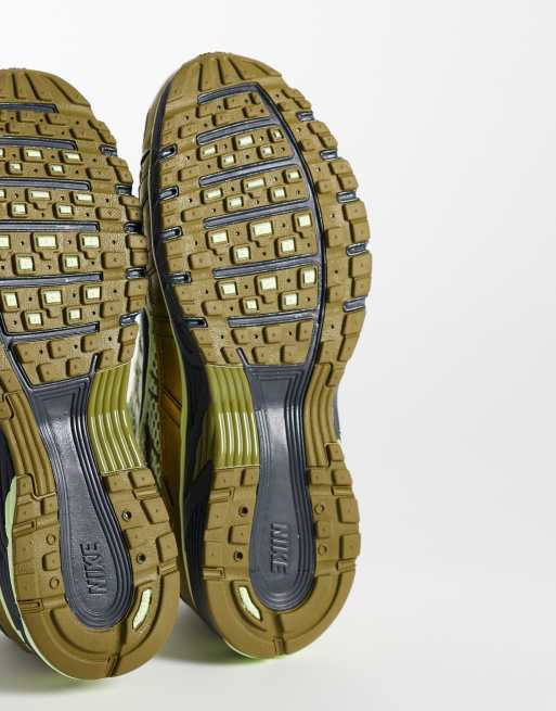 Zapatillas de deporte verde metalizado P-6000 SE de Nike, 4 de 5