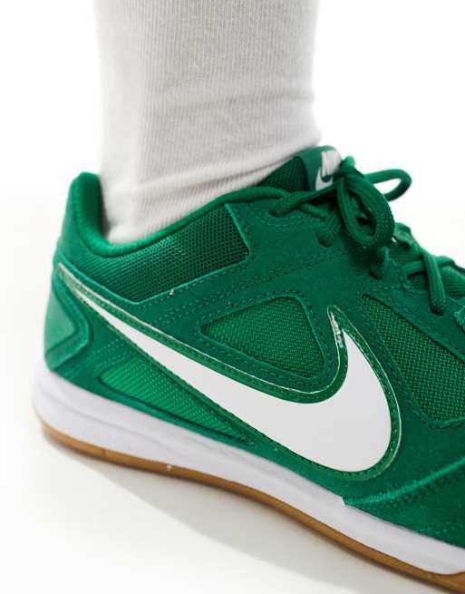 Zapatillas de deporte verdes de ante Gato de Nike , 4 de 5