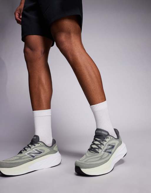 Zapatillas de deporte verdes para correr Fresh Foam More de New Balance, 4 de 5