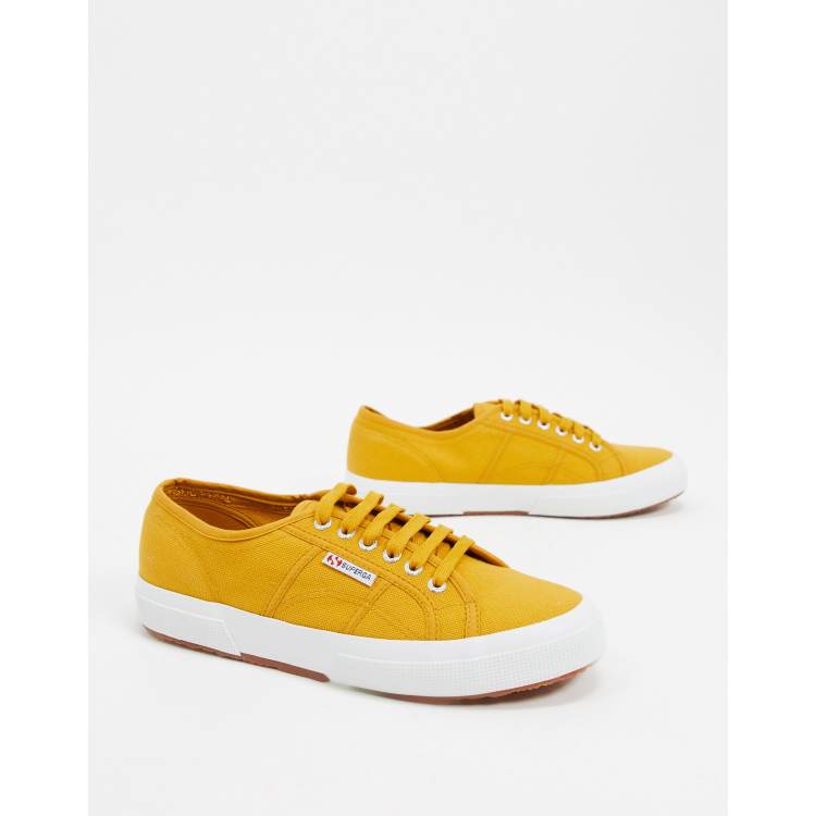 Zapatillas color mostaza store