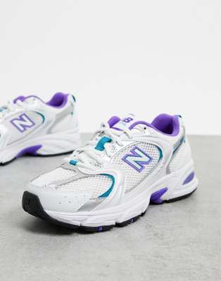 new balance lila Cinosural International School