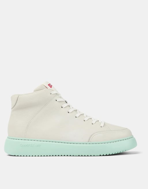 Zapatillas deportivas blancas hi-top de cuero de Camper