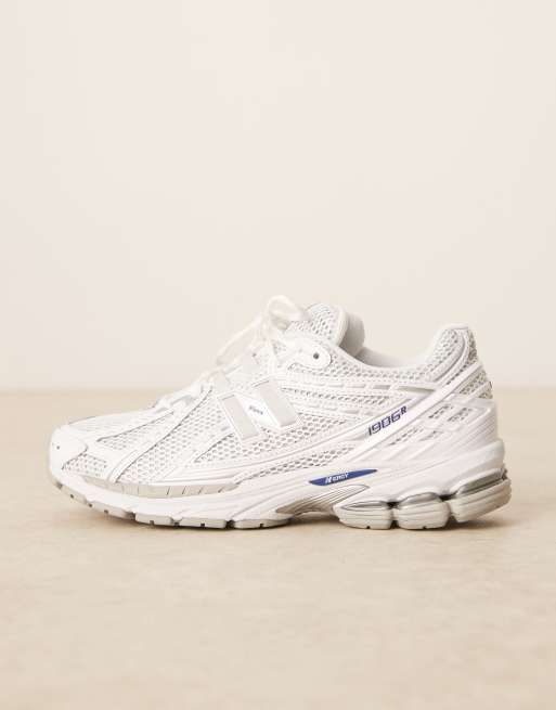 Zapatillas deportivas blancas unisex 1906 de New Balance, 2 de 5