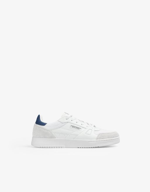 Zapatillas deportivas blancas y azul marino de estilo tenista Miles de Scalpers