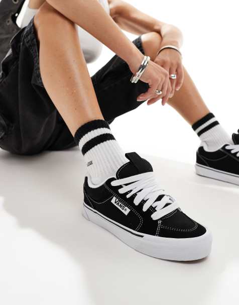 Zapatillas deportivas blancas y negras con suela gruesa Chukka Push de Vans - view 1