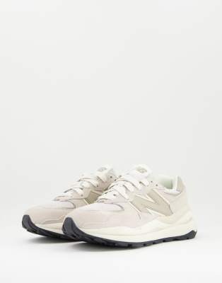Zapatillas deportivas color avena 57/40 de New Balance