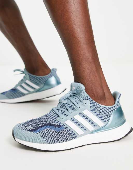 Zapatillas deportivas grises Ultraboost DNA 5.0 de adidas Running