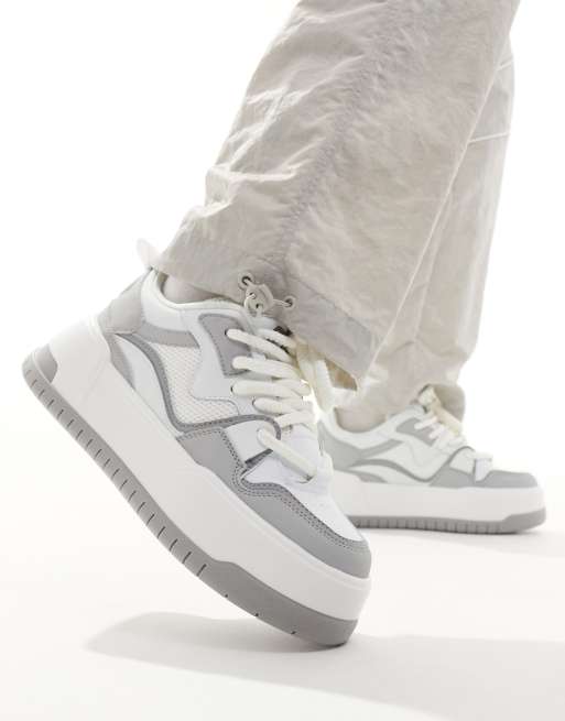 Zapatillas deportivas grises y blancas con suela gruesa de ASOS DESIGN