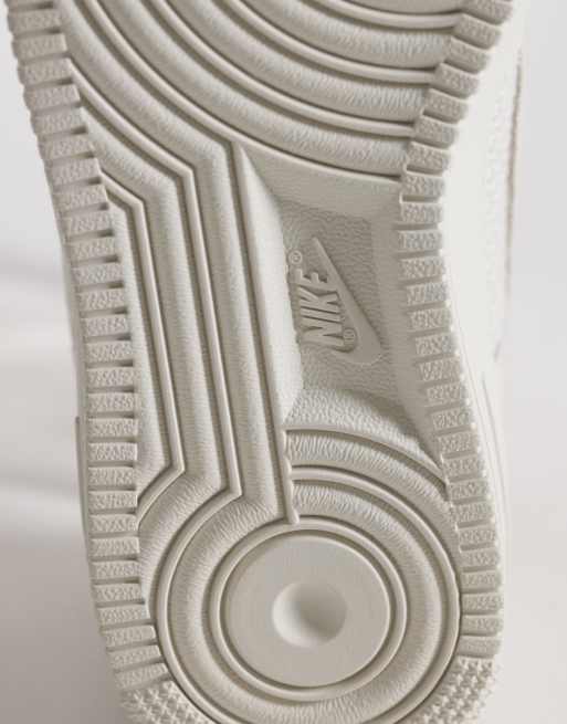 Zapatillas en blanco hueso Air Force 1 '07 de Nike, 5 de 5