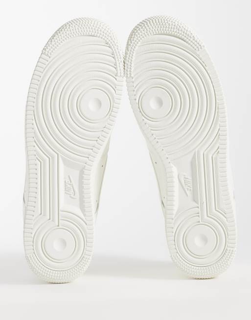 Zapatillas en blanco hueso Air Force 1 '07 de Nike, 5 de 5