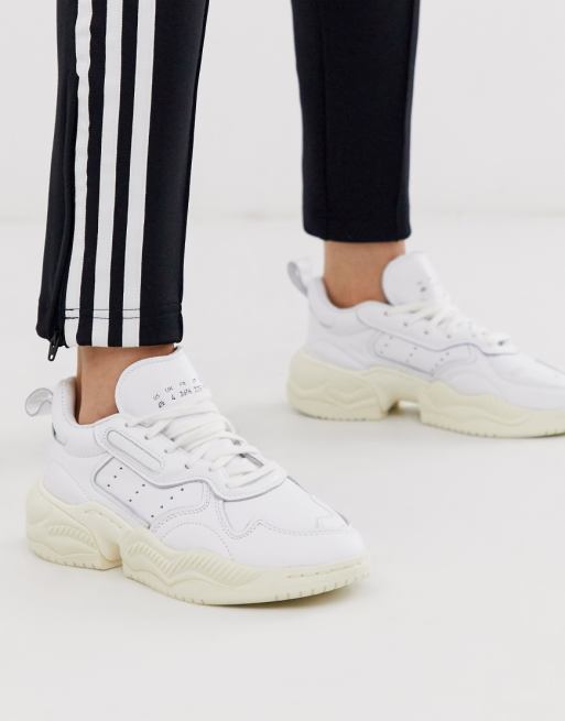 {keywor d} zapatillas adidas supercourt