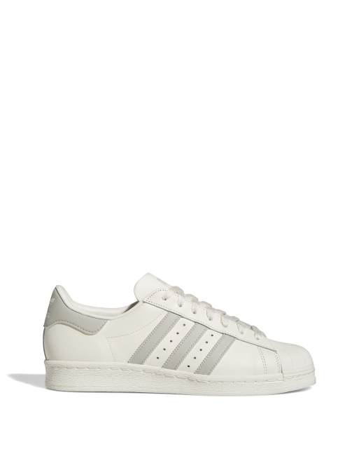 Zapatillas en blanco y gris Superstar de adidas Originals