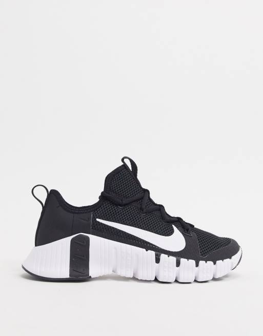 en negro Free Metcon 3 de Nike |