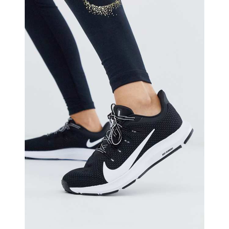 pala alquiler elefante Zapatillas en negro y blanco Quest de Nike Running | ASOS