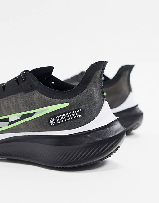 Zapatillas en negro verde Zoom Gravity de Nike Running ASOS