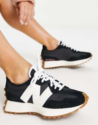 new balance suela negra