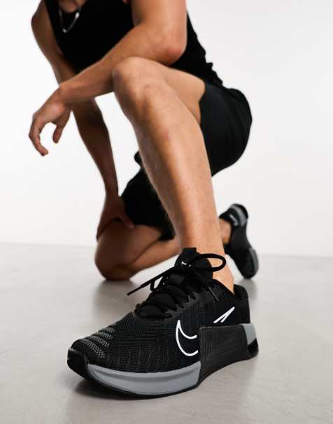 Deportivas nike 2024 negras hombre