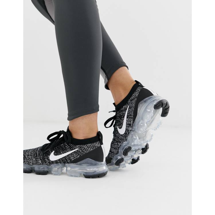 Eliminar capturar Besugo Zapatillas negras Vapormax Flyknit de Nike Running | ASOS