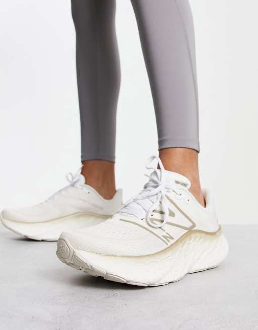 Descuidado Adquisición Condición previa Zapatillas para correr blancas Fresh Foam More de New Balance Running | ASOS