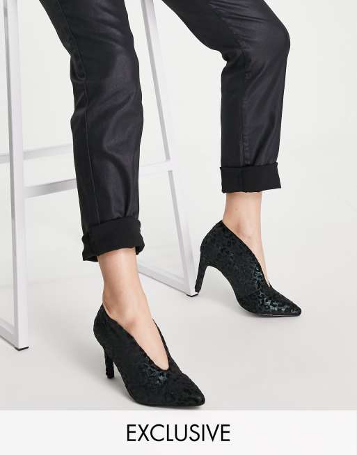 Zapatos altos negros de tacón Pippa de Simply Be Wide Fit