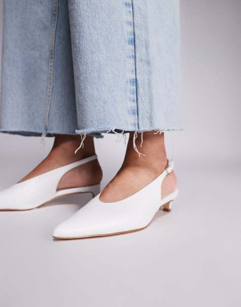 Zapatos blancos destalonados de tacón bajo Saskia de Public Desire - view 1