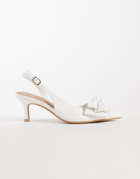 Zapatos blancos destalonados de tacón con lazo extragrande de New Look - view 1