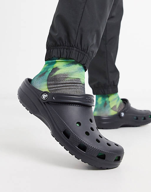 Zapatos clásicos negros de Crocs