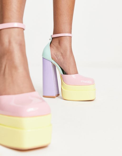 Zapatos color pastel de tacón con doble plataforma exclusivos de Daisy  Street | ASOS