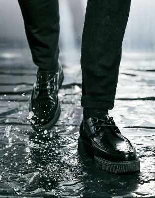 Creepers hombre online