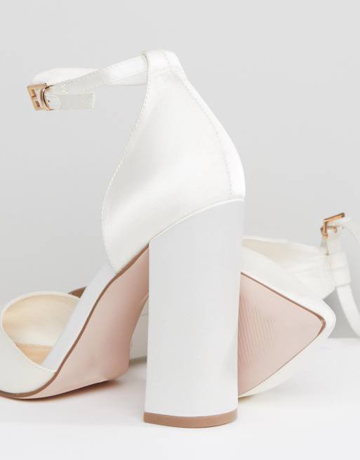 Zapatos de novia de tacón alto en PEBBLE de ASOS |