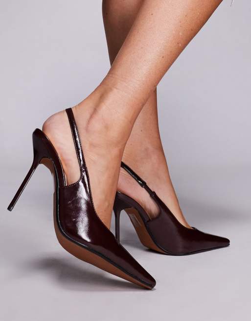 Zapatos de salón burdeos destalonados con puntera cincelada de River Island, 2 de 4
