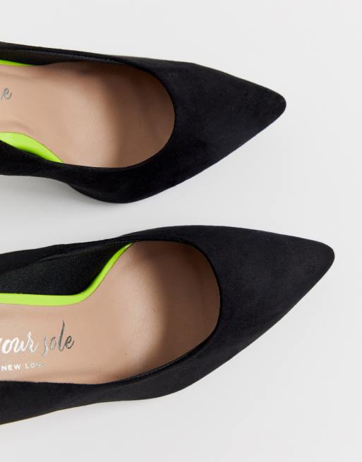 Zapatos de salón de antelina en negro de New Look, 3 de 4
