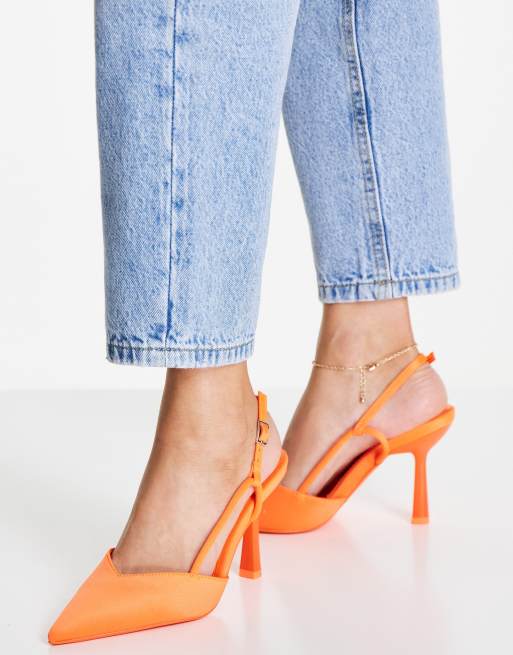 Zapatos de salón naranja de tacón con tira trasera de River Island, 4 de 4