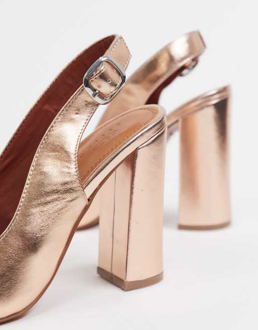 Zapatos de y alto con tira trasera en dorado rosa Penley de ASOS DESIGN Wide Fit ASOS