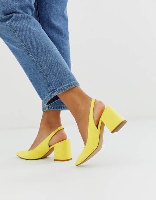 Zapatos de tac n medio con tira trasera en amarillo claro Samson de ASOS DESIGN