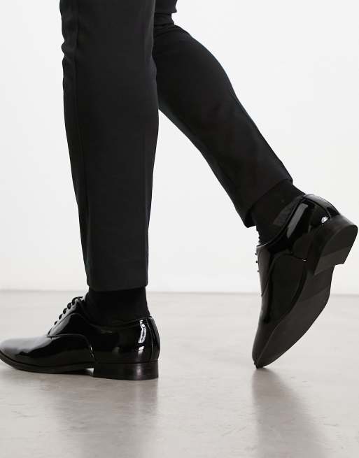 Zapatos de vestir negros con cordones de charol sintético de ASOS DESIGN, 2 de 4