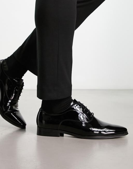 Zapatos de vestir negros con cordones de charol sintético de ASOS DESIGN, 4 de 4