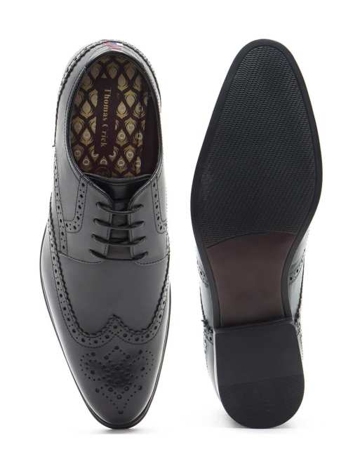 Zapatos Derby de vestir negros estilo Oxford de cuero Banks de Thomas Crick, 2 de 4
