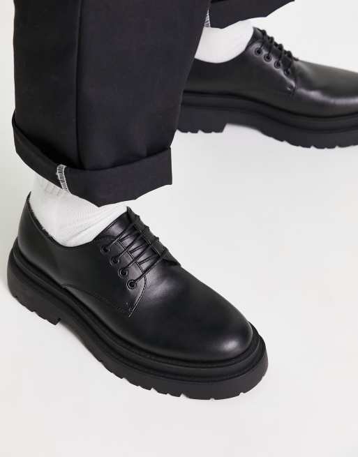 Zapatos Derby negros con suela gruesa de cuero sintético de ASOS DESIGN