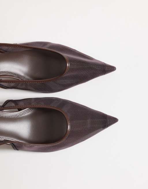 Zapatos marrón chocolate destalonados de tacón bajo de malla Skip de ASOS DESIGN, 2 de 4