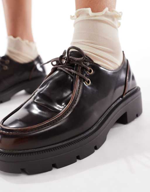 Zapatos marrón pulido con suela gruesa y cordones Alfa de SEQWL, 2 de 4