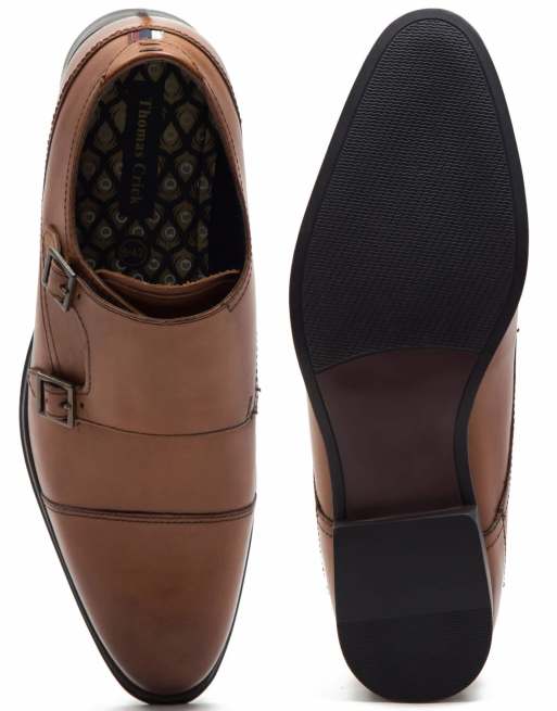 Zapatos Monk de vestir color tostado con dos correas de cuero Boycie de Thomas Crick, 2 de 4